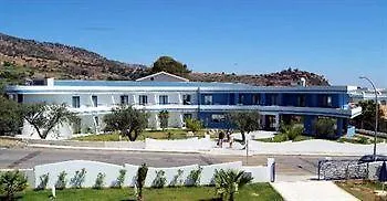 Club Cala Longa 酒店 Montauro