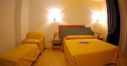 Club Cala Longa 酒店