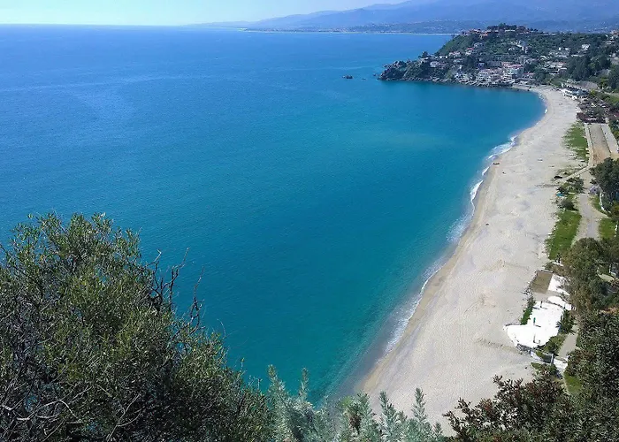 Club Cala Longa 酒店 Montauro