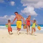 Club Cala Longa Hotel