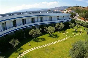 Club Cala Longa