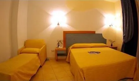 Club Cala Longa Hotel