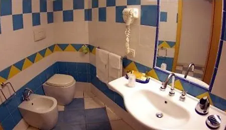 Club Cala Longa Hotel 4*