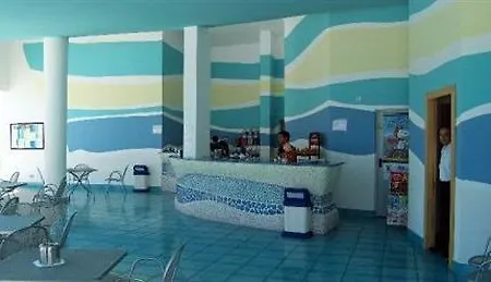 Club Cala Longa 4* Montauro