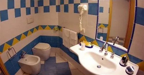 Club Cala Longa 酒店 4*